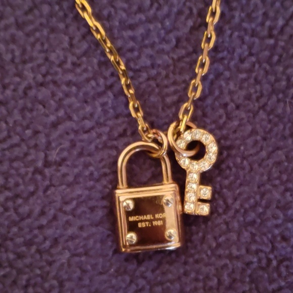 michael kors padlock necklace rose gold